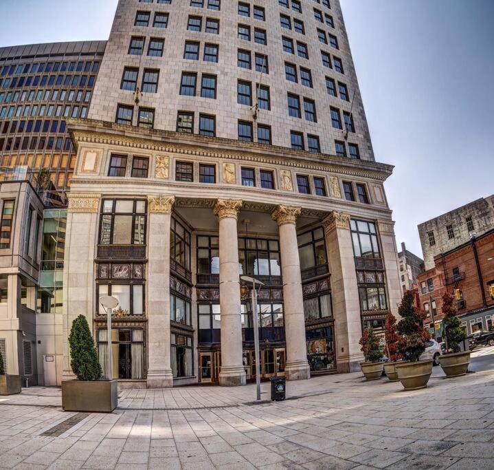 Harbor Apartments Free Indoor Parking Baltimore Exterior photo