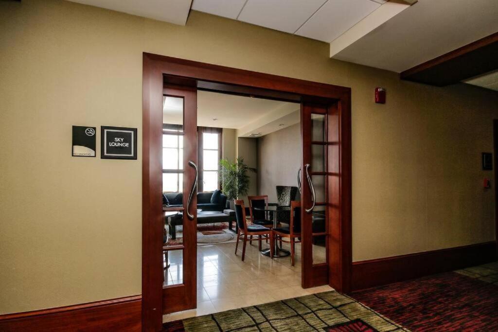 Harbor Apartments Free Indoor Parking Baltimore Exterior photo